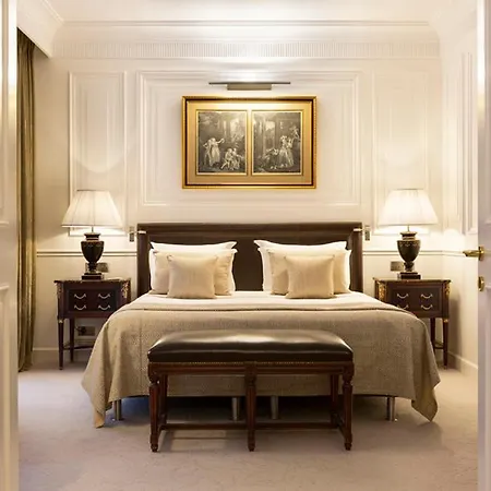 Hotel Francois 1er