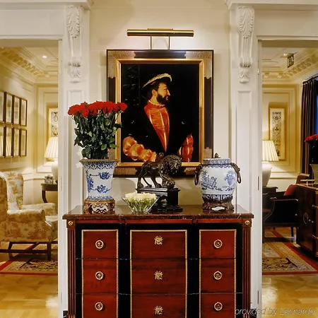 Francois 1er Hotel Paris