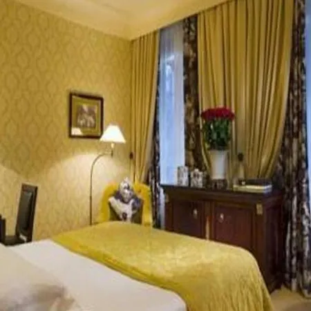 Hotel Francois 1er Paryż