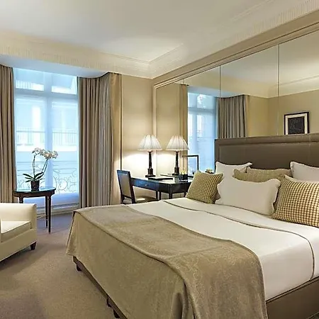 Francois 1er Hotel Paris