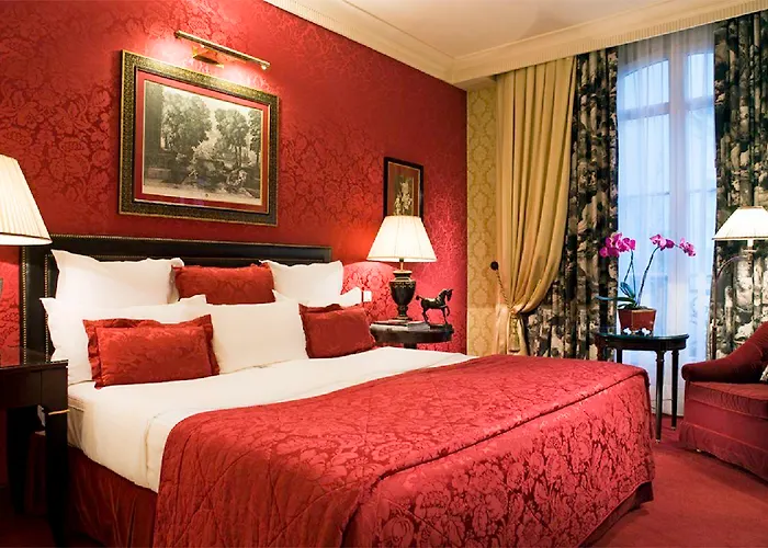 Francois 1er Hotel