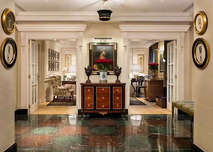 Hotel Francois 1er Paris