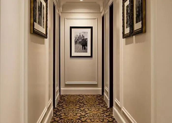 Francois 1er Hotel Paris