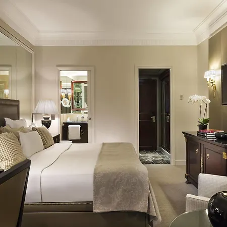 Hotel Francois 1er Paryż