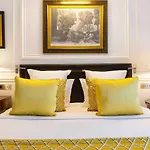Francois 1er Hotel