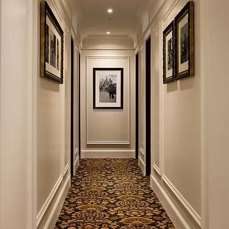 Francois 1er Hotel Paris